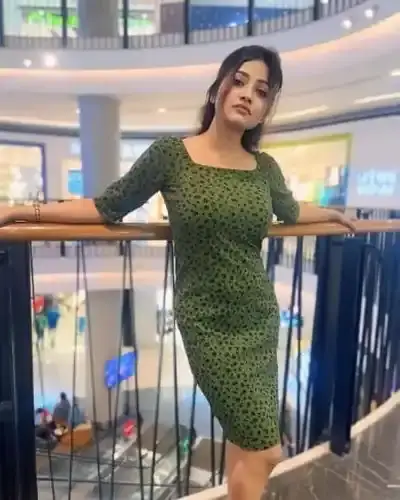Call Girl Service in Batiyagarh